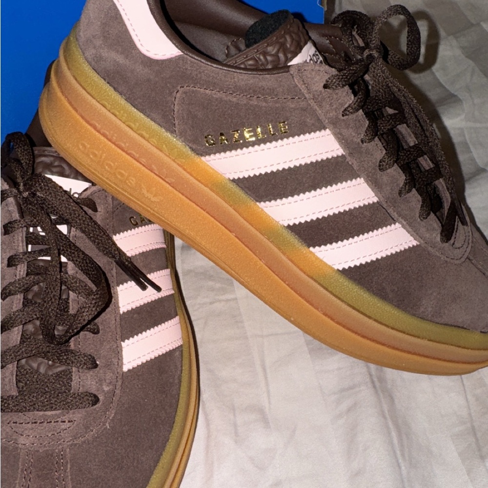 Brand New Adidas Gazelle Brown and Pink Sneakers